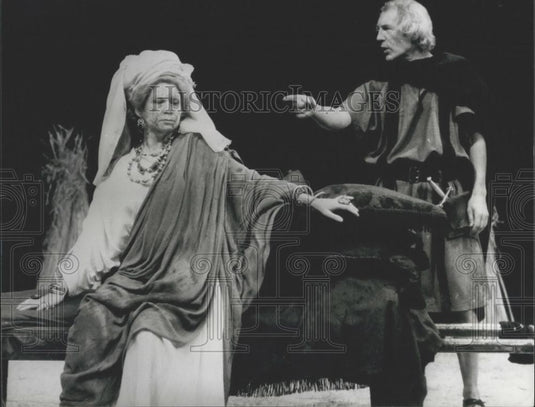 Press Photo Nude Play "The Romans In Britain" Causes Storm at National Theater - Historic Images