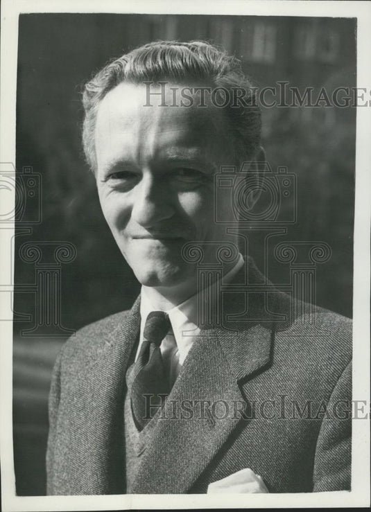 1957 Press Photo Peter Philip, father of quads born in United Kingdom - Historic Images