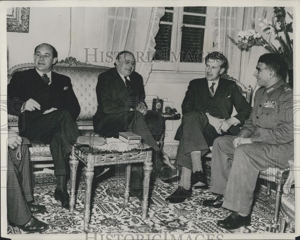 1954 Press Photo P. Gordon Walker,D. Marshal ,General Neguib - Historic Images