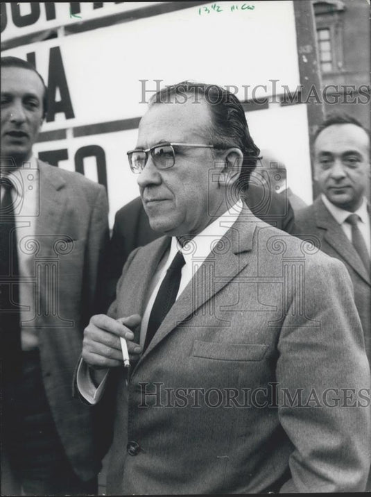 1970 Press Photo The Greek musician Nikis Theodorakis & Spain's Carillo - Historic Images