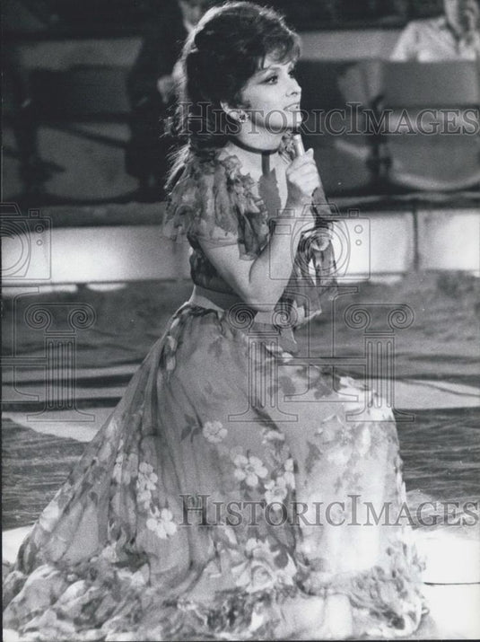 1971 Press Photo Gina Lollobrigida in "star in the arena" at the circus "Krono" - Historic Images