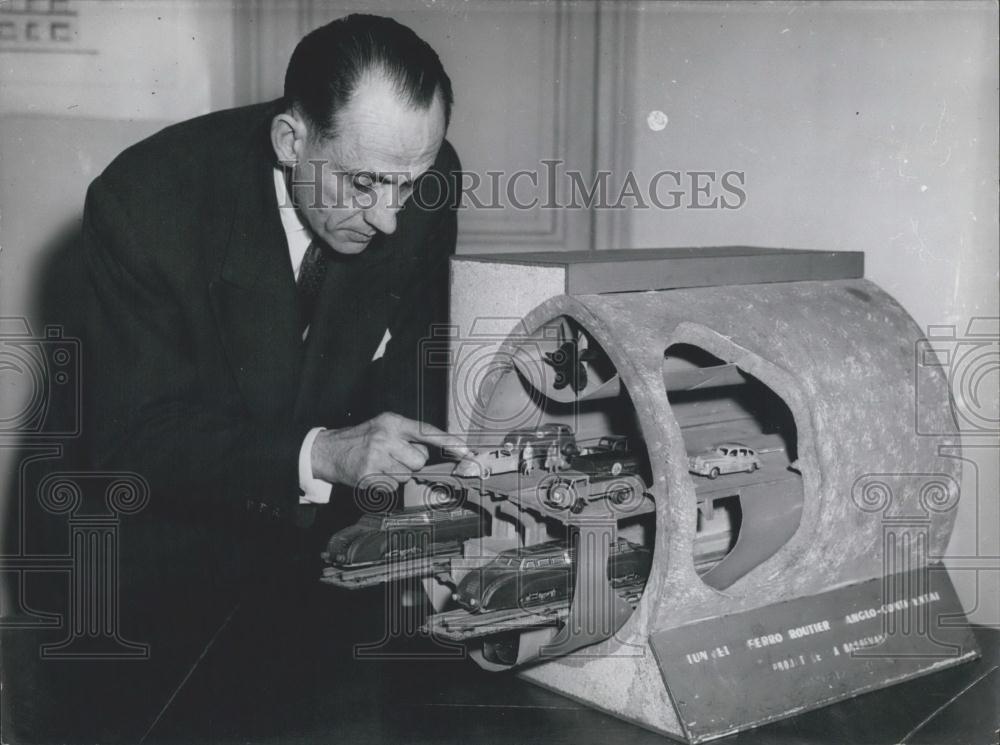 Press Photo Andy'e Basdevant: French engineer 1949 - Historic Images