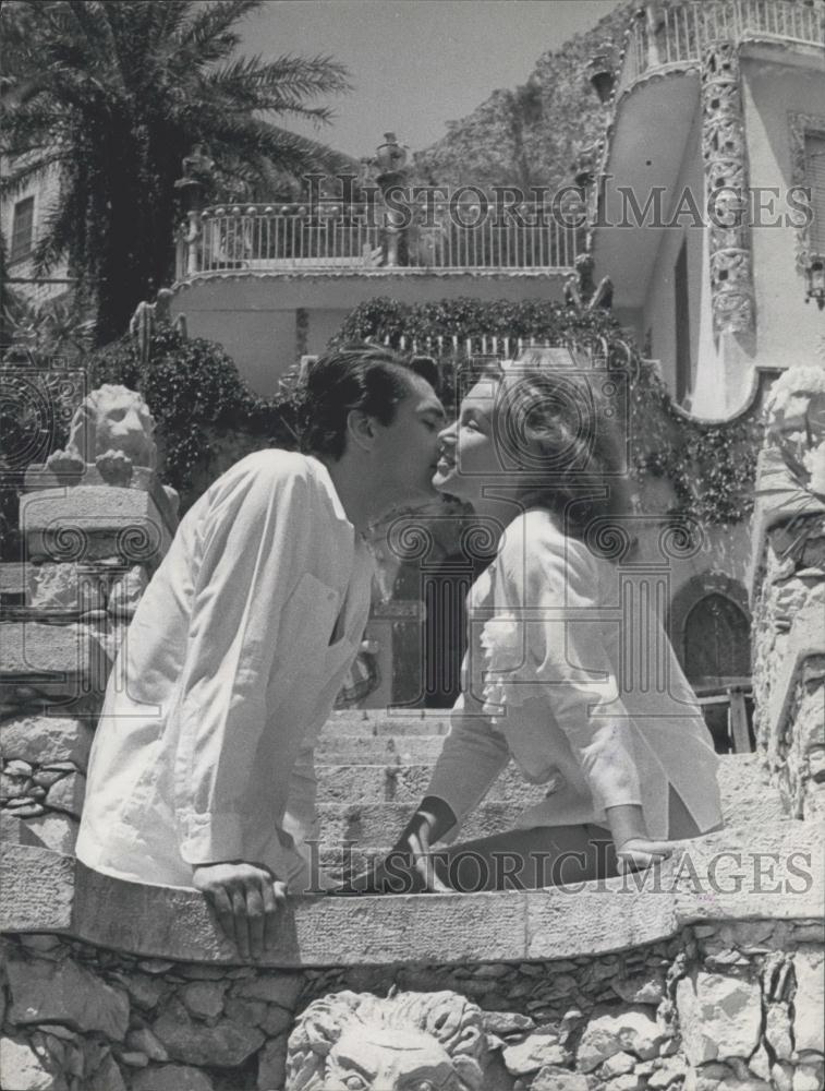 1962 Press Photo Screen star Linda Christian, Edmund Purdom - Historic Images