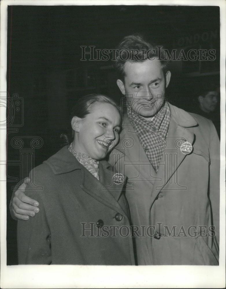1959 Press Photo Mrs. Anne Zemanek & husband Zdenek - Historic Images