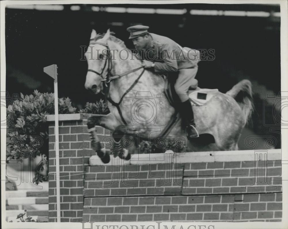 1953 Press Photo International Horse Show at White City - Historic Images