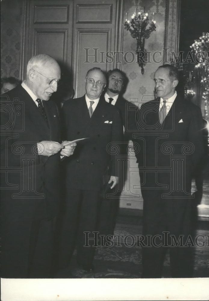 1957 Press Photo Producer Rene Clair, Bollaer, Pierre Brasseur - Historic Images