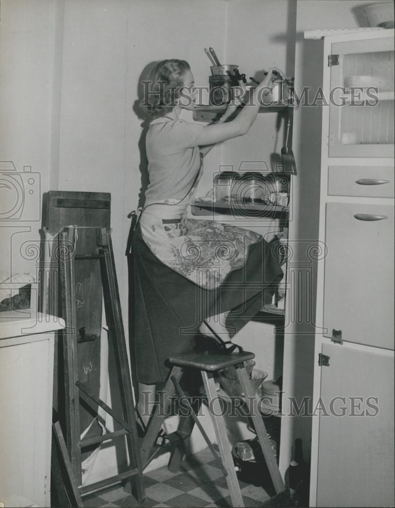 Press Photo Queen dance polio star Royal Variety Performance Sheila O&#39;Neill - Historic Images