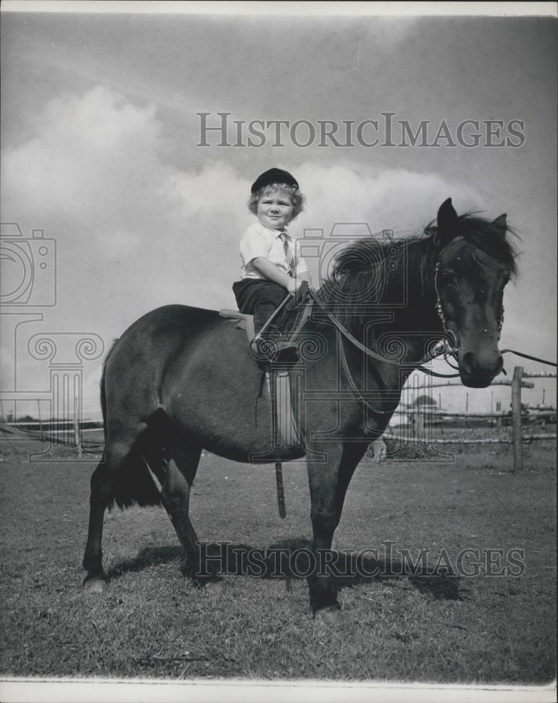 Press Photo Martin Brierley on Pony &quot;Dot&quot; - Historic Images