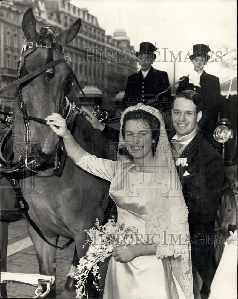 1964 Press Photo Jennifer Price weds Mr. Walter Gilbey - Historic Images