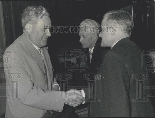 1957 Press Photo Prof. Carlo Schmid &Prof. V. Weizsacker - Historic Images
