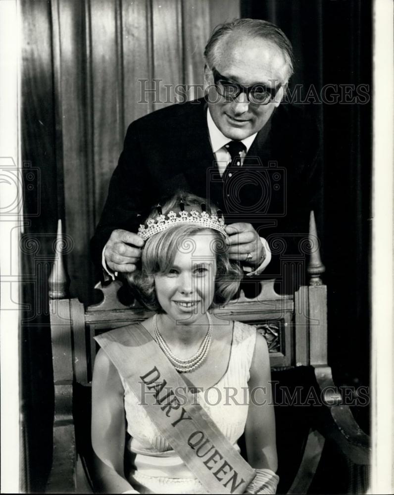 1967 Press Photo National Dairy Queen Christine Ginns - Historic Images