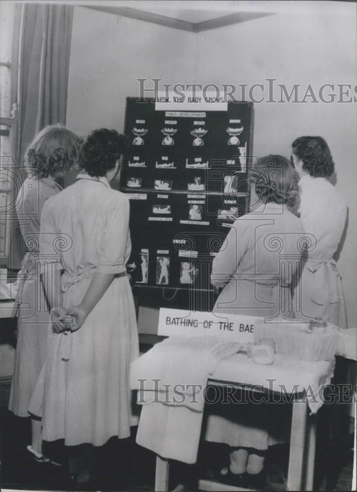 Press Photo Prisoners, Child Development Education - Historic Images