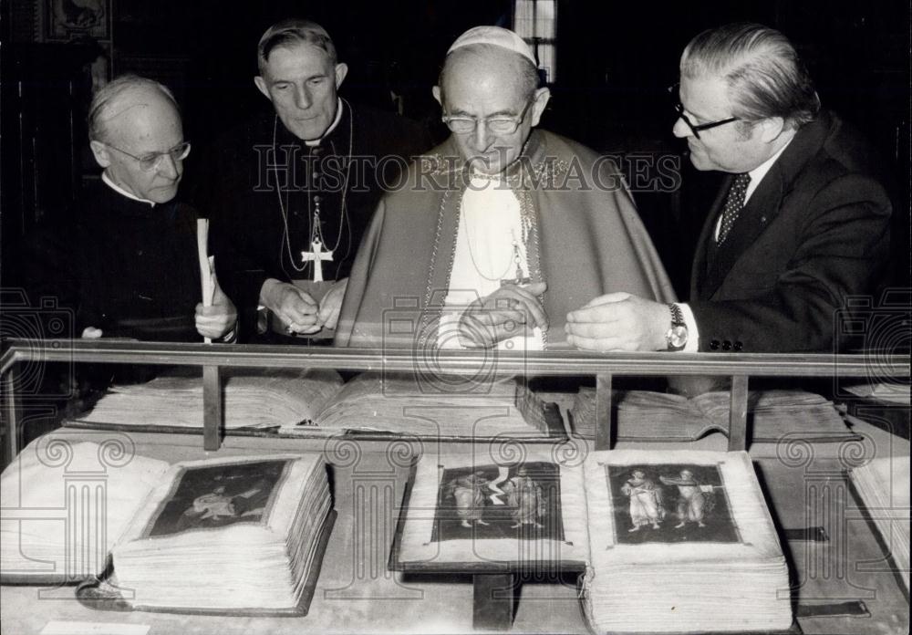 1972 Press Photo Pope Paul Opens Exhibition Priceless Manuscripts Sistine Hall - Historic Images