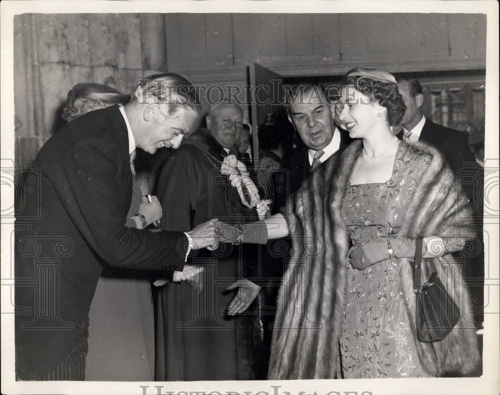 1956 Press Photo Queen attends 40th. anniversary celebrations of the National Sa - Historic Images