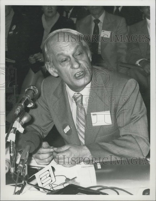 Press Photo Rene Levesque, Reporter, Minister Of The Government Of Quebec - Historic Images