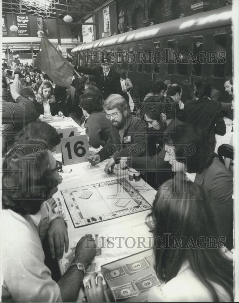 1975 Press Photo British &quot;Monopoly&quot; Championships - Historic Images