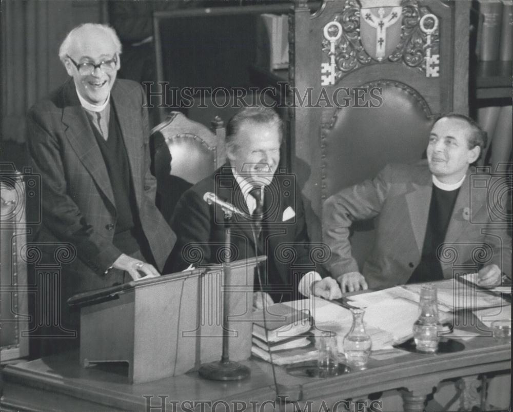 1978 Press Photo Ordination Women Discussion Church House Westminster - Historic Images