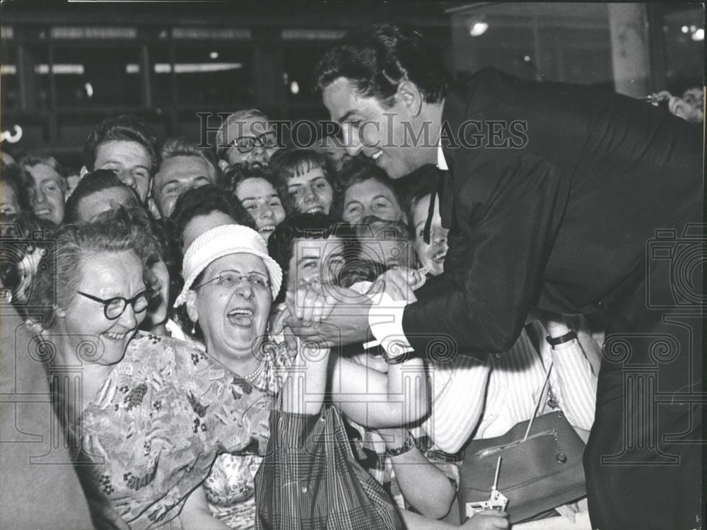 1957 Press Photo Singer Vico Torriani in Berlin - Historic Images