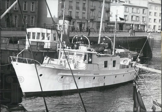 1961 Press Photo The "Sylvia" in the harbor of Brest. - Historic Images