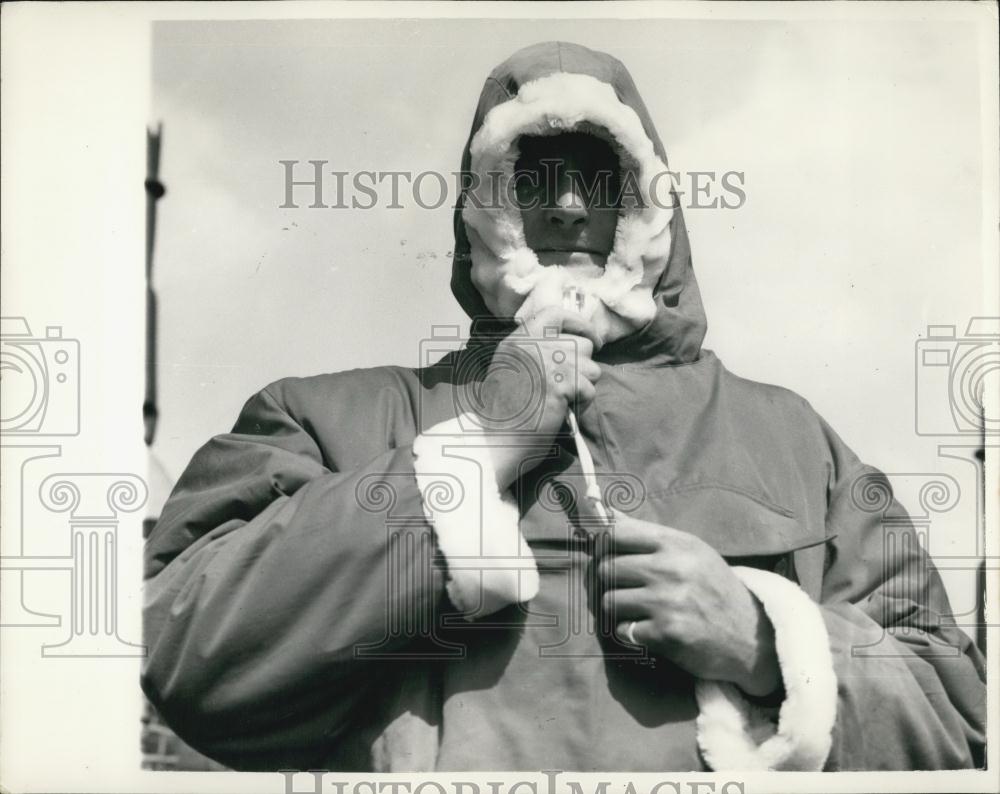 1956 Press Photo Explorer Testing New Nylon Suit For Antarctic Visit - Historic Images