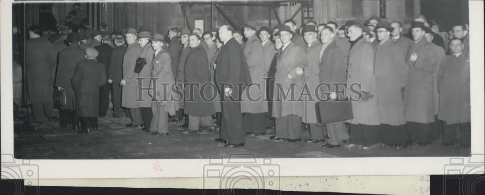 1953 Press Photo Miners protest at the house of commons - Historic Images