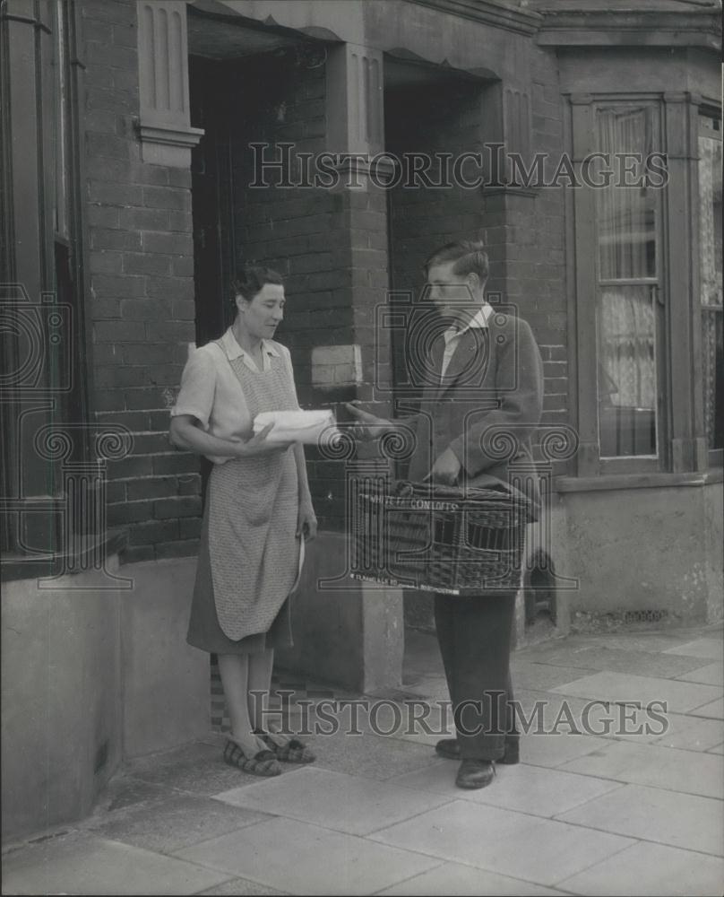 Press Photo John Swindells&#39; Private Telegraphs Service - Historic Images