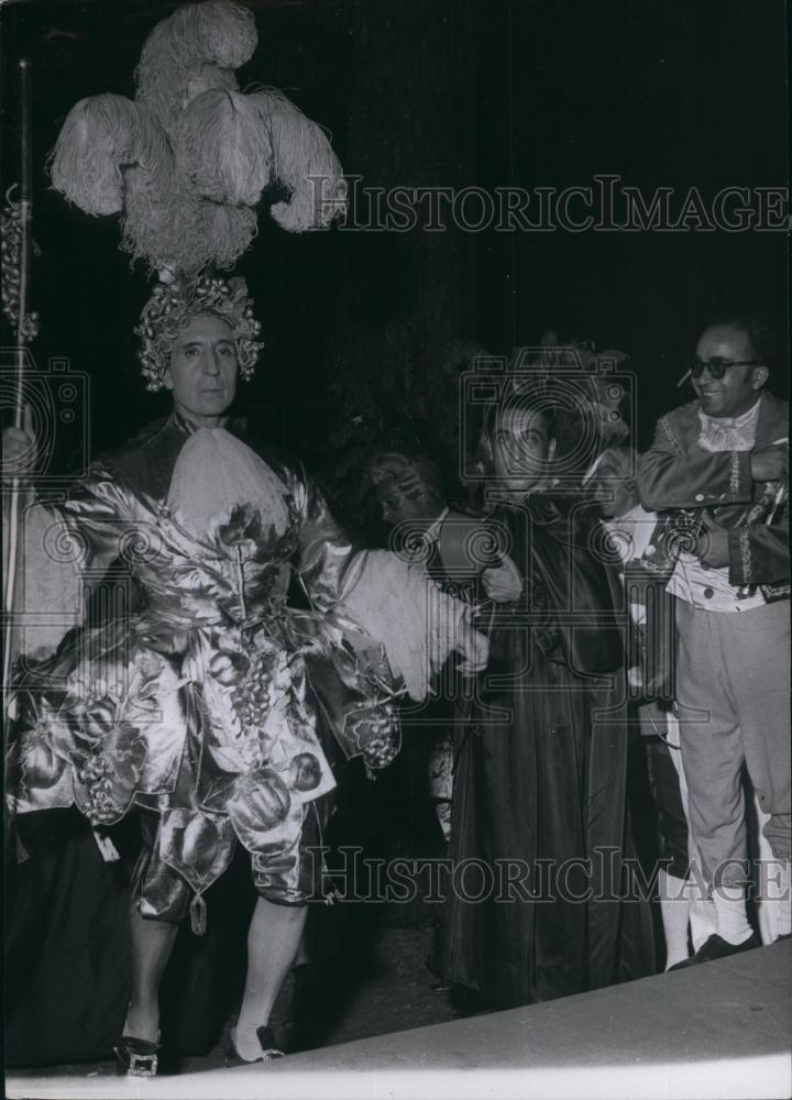 Press Photo French Colonial Dress Up During Party - Historic Images