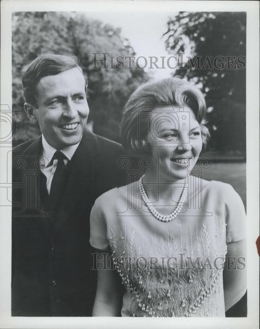 1966 Press Photo Her Royal Highness Beatrix & fiance Mr. Claus von Amsberg - Historic Images