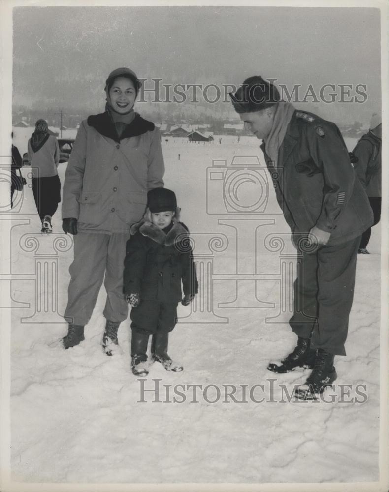 1953 Press Photo SHAPE Commander Holidays In Bavaria - Historic Images