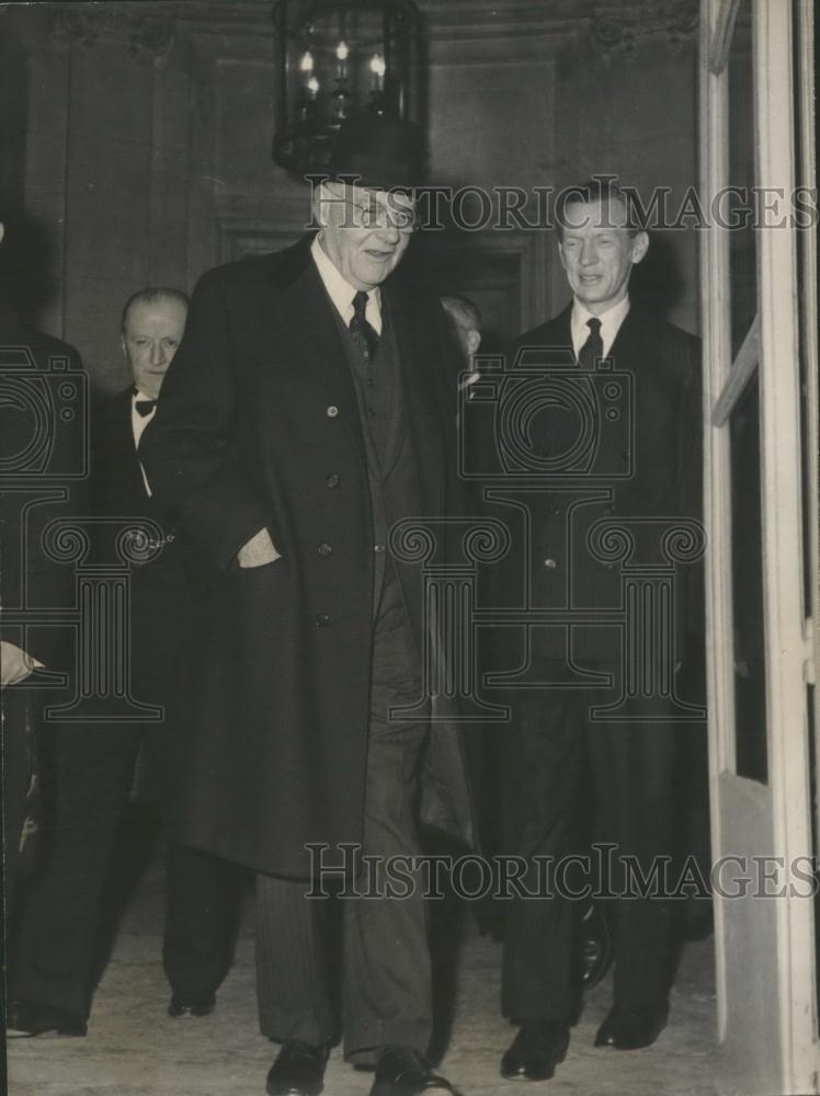 1958 Press Photo John Foster Dulles Meets General De Gaulle - Historic Images
