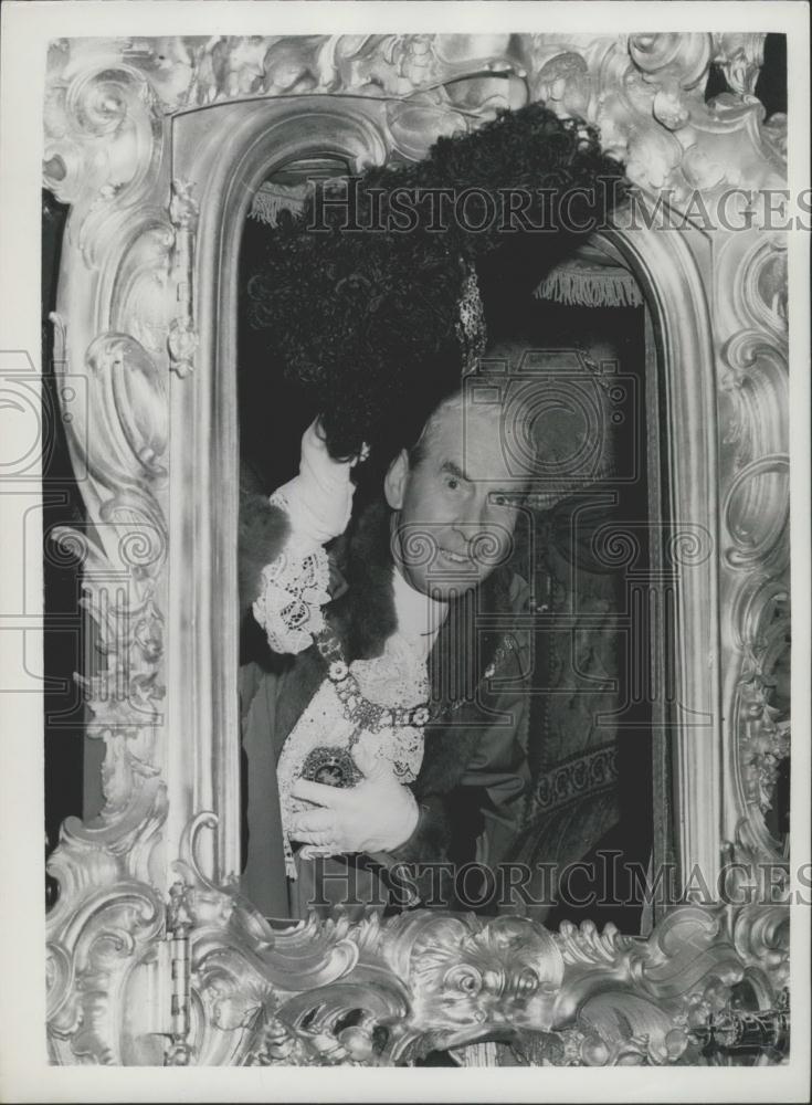 1954 Press Photo The Lord Mayo Alderman Seymour Howard - Historic Images