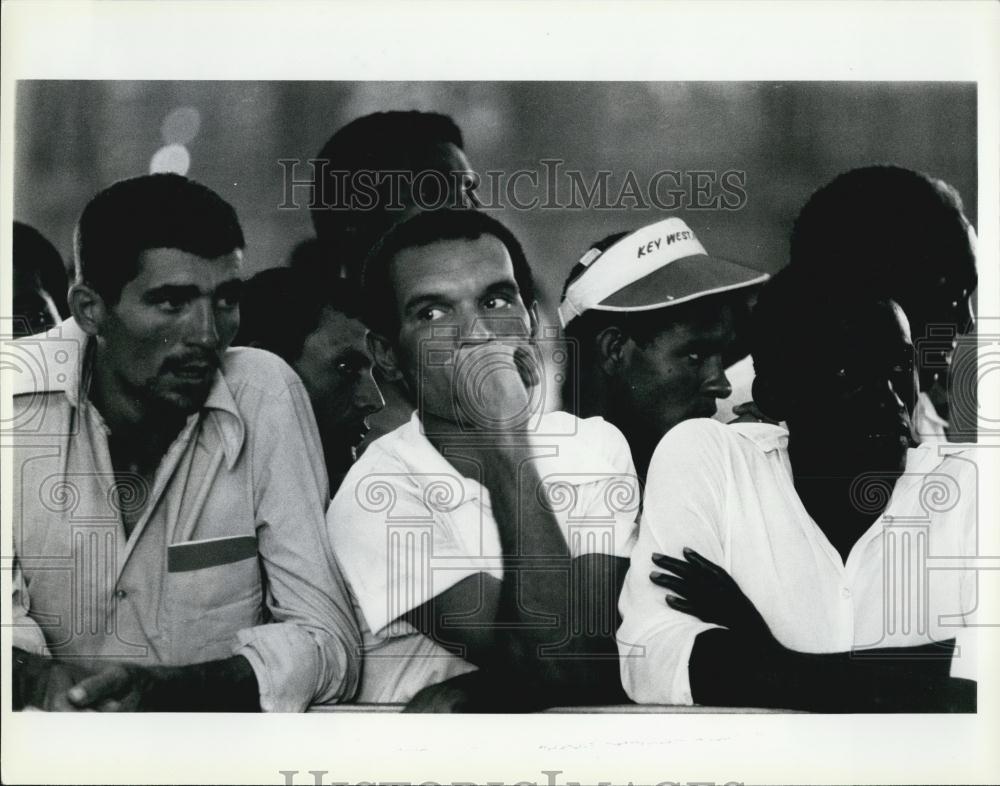 Press Photo Fort Walton Beach Florida, Cuban Refugees - Historic Images