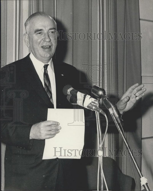 1971 Press Photo Daniel Haughton, Lockheed Chairman - Historic Images