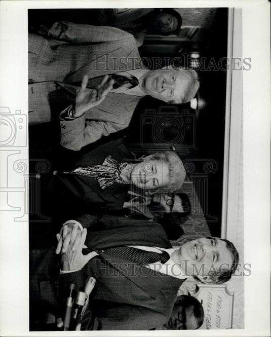 1976 Press Photo Congressman Mo Udall Endorses Jimmy Carter For President - Historic Images