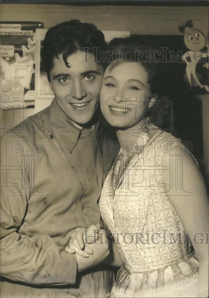 1960 Press Photo Singer And Composer, Sacha Distel & Danick Patisson - Historic Images