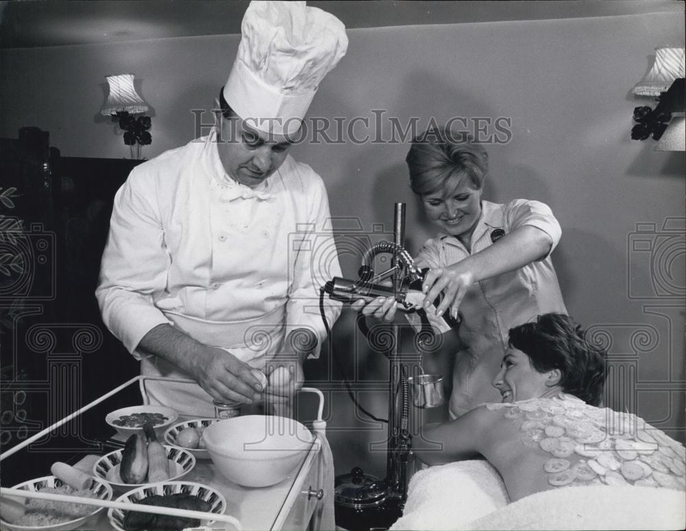Press Photo Culinary Spa Treatment - Historic Images