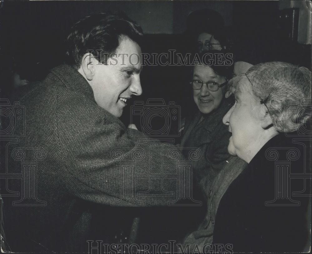 Press Photo Will Ludovic Make Rochdale Liberal - Historic Images