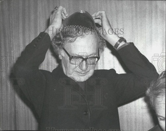 1980 Press Photo Archbishop Canterbury Robert Runcie Attends Luncheon Woburn - Historic Images
