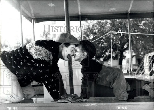 1965 Press Photo Clown Tequila and his son - Historic Images