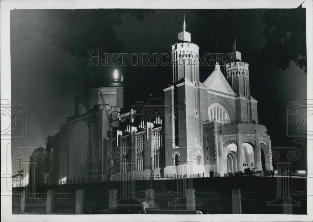 1951 Press Photo Koeckelberg Cathedral - Historic Images