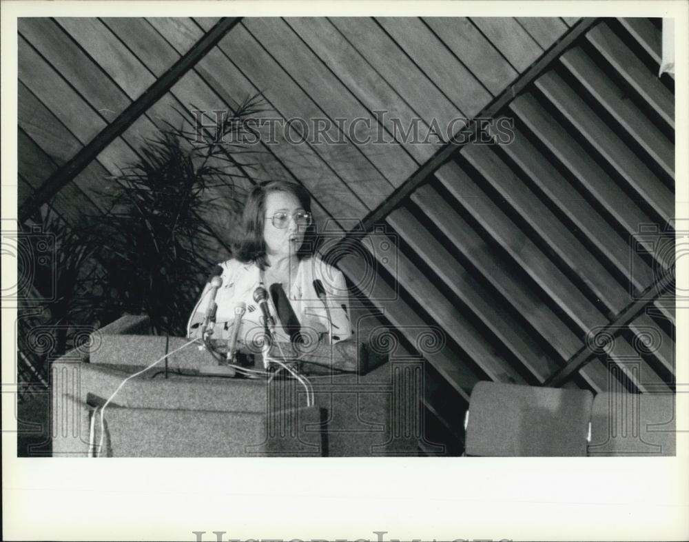 1985 Press Photo Women at Conference on Unites Women&#39;s Decade Mrs De Castro - Historic Images