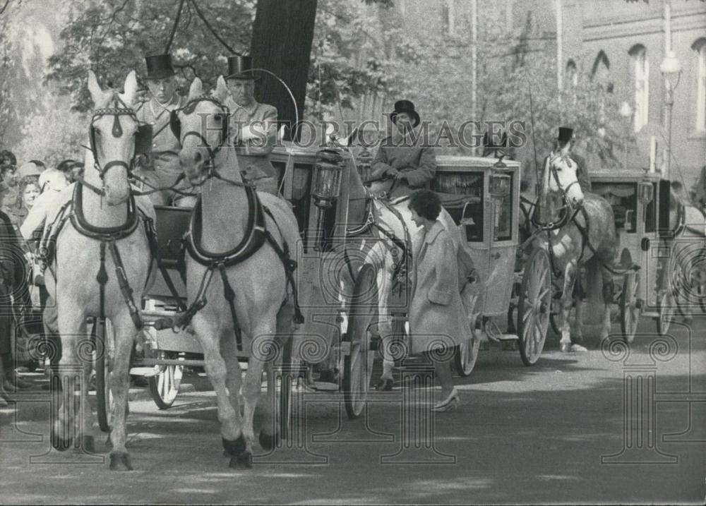 1963 Press Photo Horse Drawn Carriages In West Germany - Historic Images