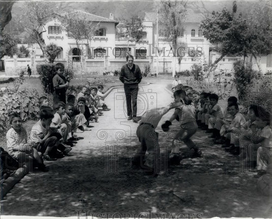 Press Photo The public parks are their amusement place - Historic Images