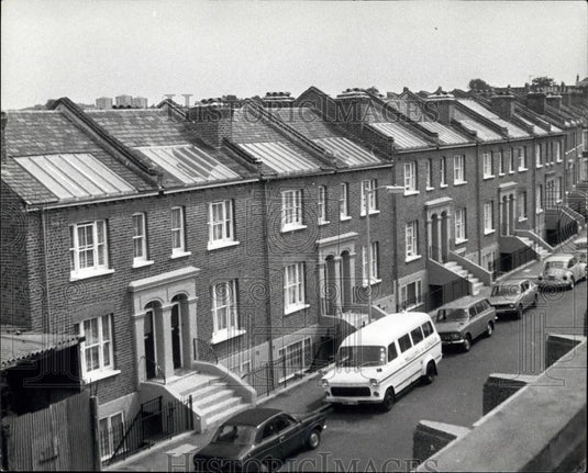 Press Photo Solar Panels, Solar Hot Water System, London England - Historic Images
