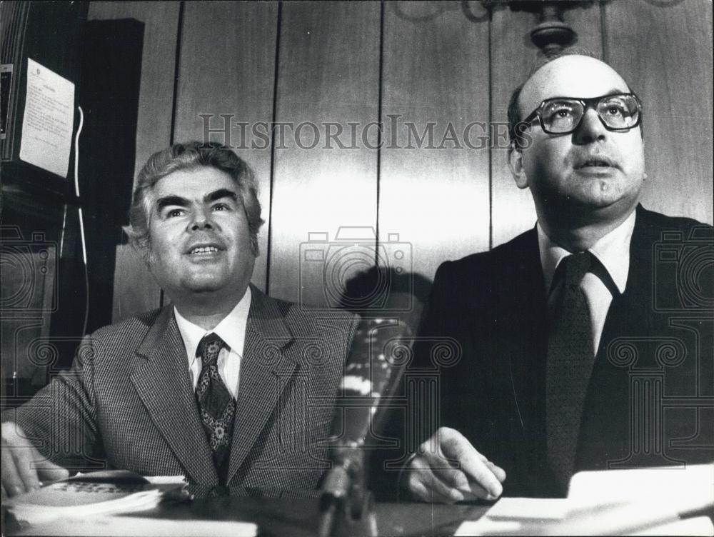 Press Photo Italian Socialist Party Meeting Czechoslovakian Jiri Pelikan - Historic Images