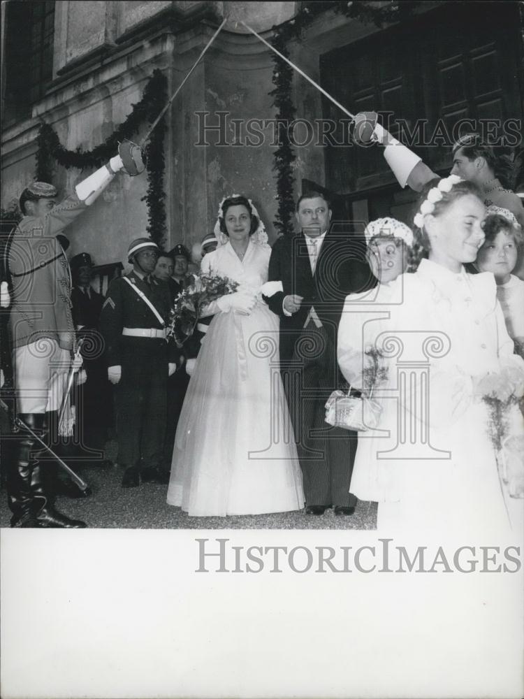 1957 Press Photo Secretary In Defense Affairs Franz Josef Strauss Marries - Historic Images