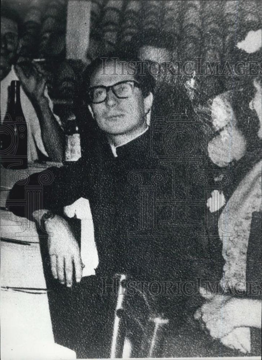 1940 Press Photo A priest - Historic Images