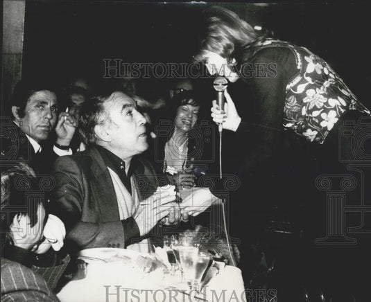 1974 Press Photo Anthony Quinn in Athenes - Historic Images