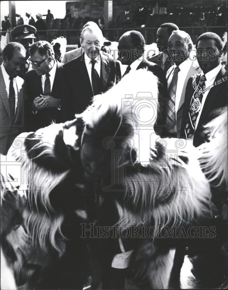 Press Photo UN Sec Gen Dr Kurt Waldheim &amp; VP of Kenya Mwai Kibaki - Historic Images