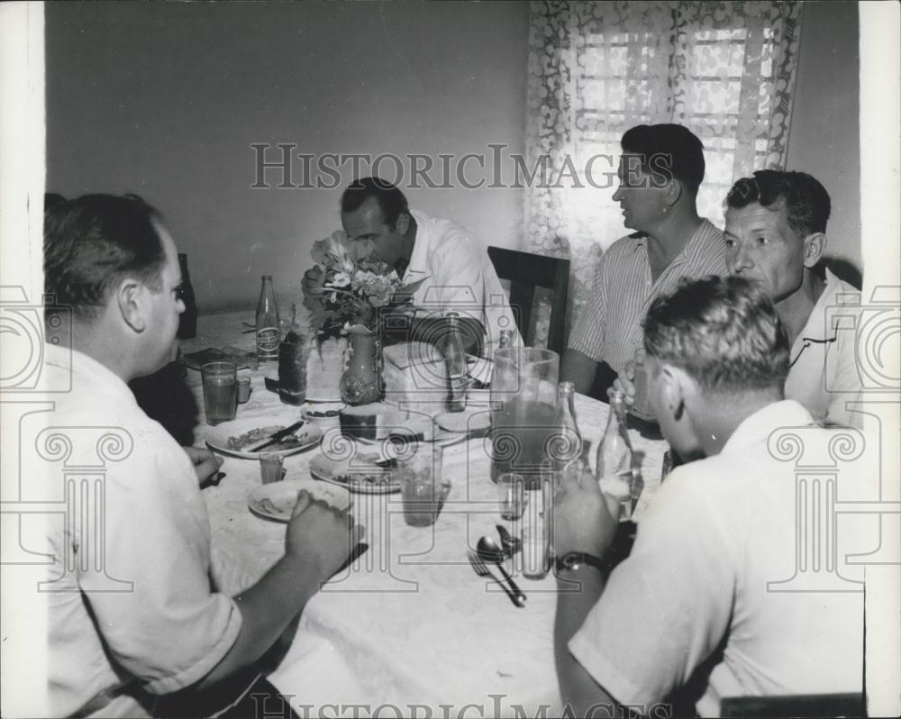 Press Photo Russian food in central India - Historic Images